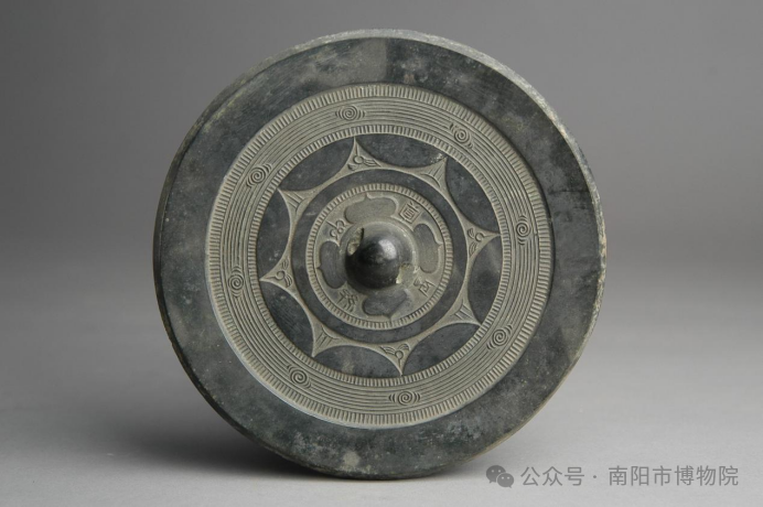 系列报道之九：汉镜铭语——镌刻在青铜上的文明印记